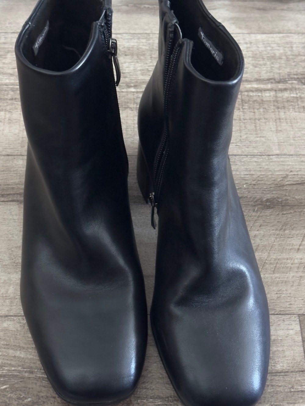 Black Tamari’s Ankle Boots with Side Zipper